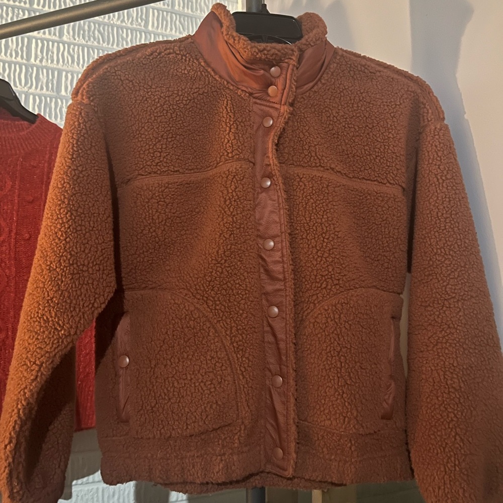 Old Navy active fluffy coat